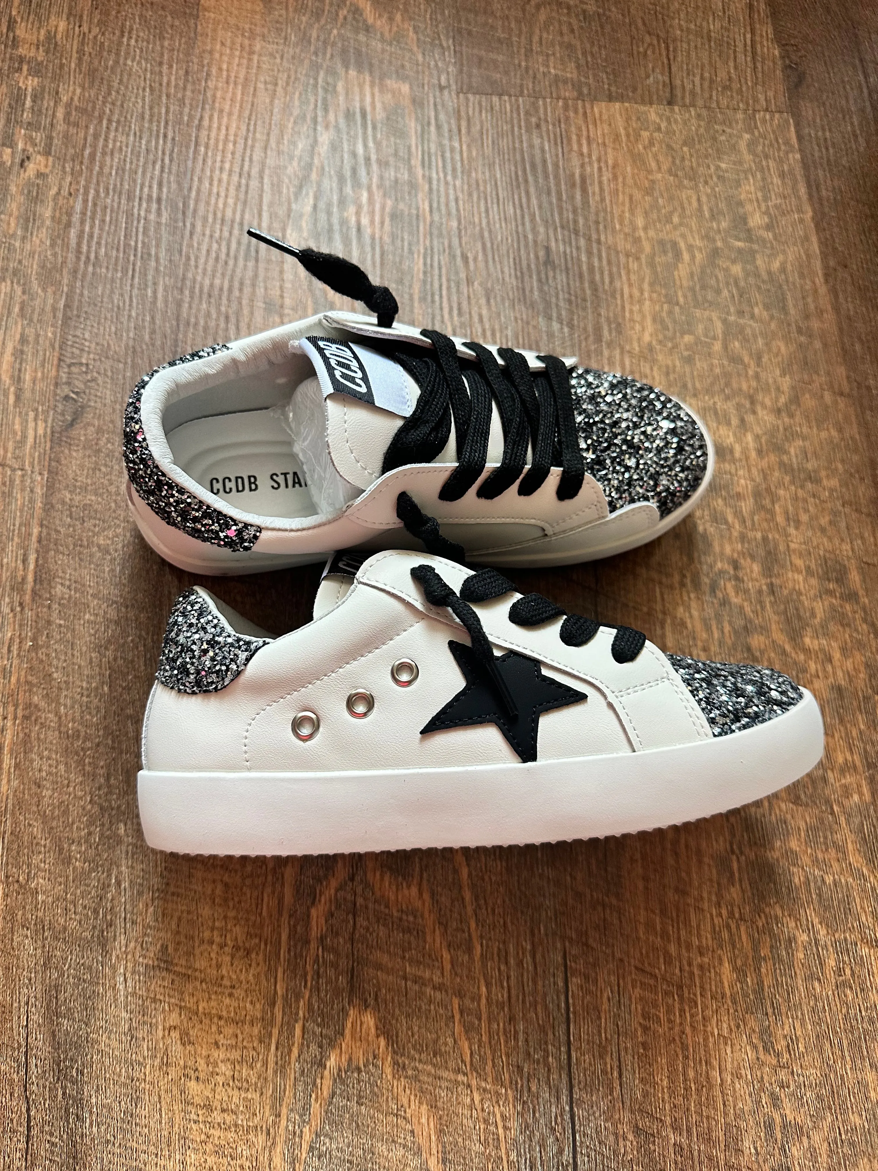 Black Star with Dark Glitter Mix