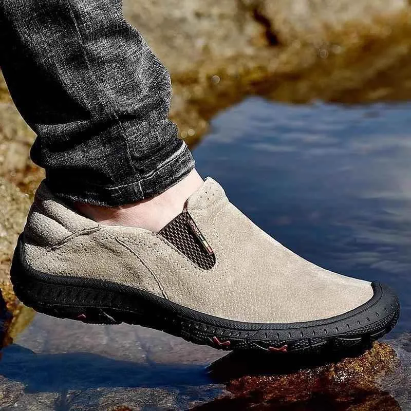 Breathable Luxury Fashion Loafers Slip-On Men's Casual Shoes