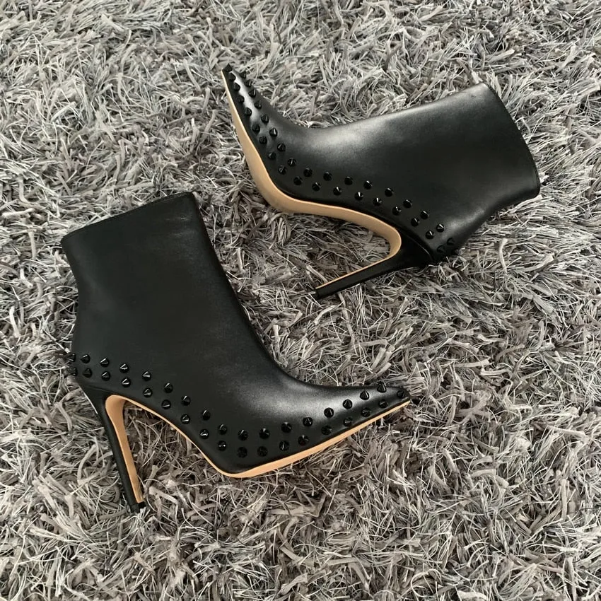 Rivet Spike Boots