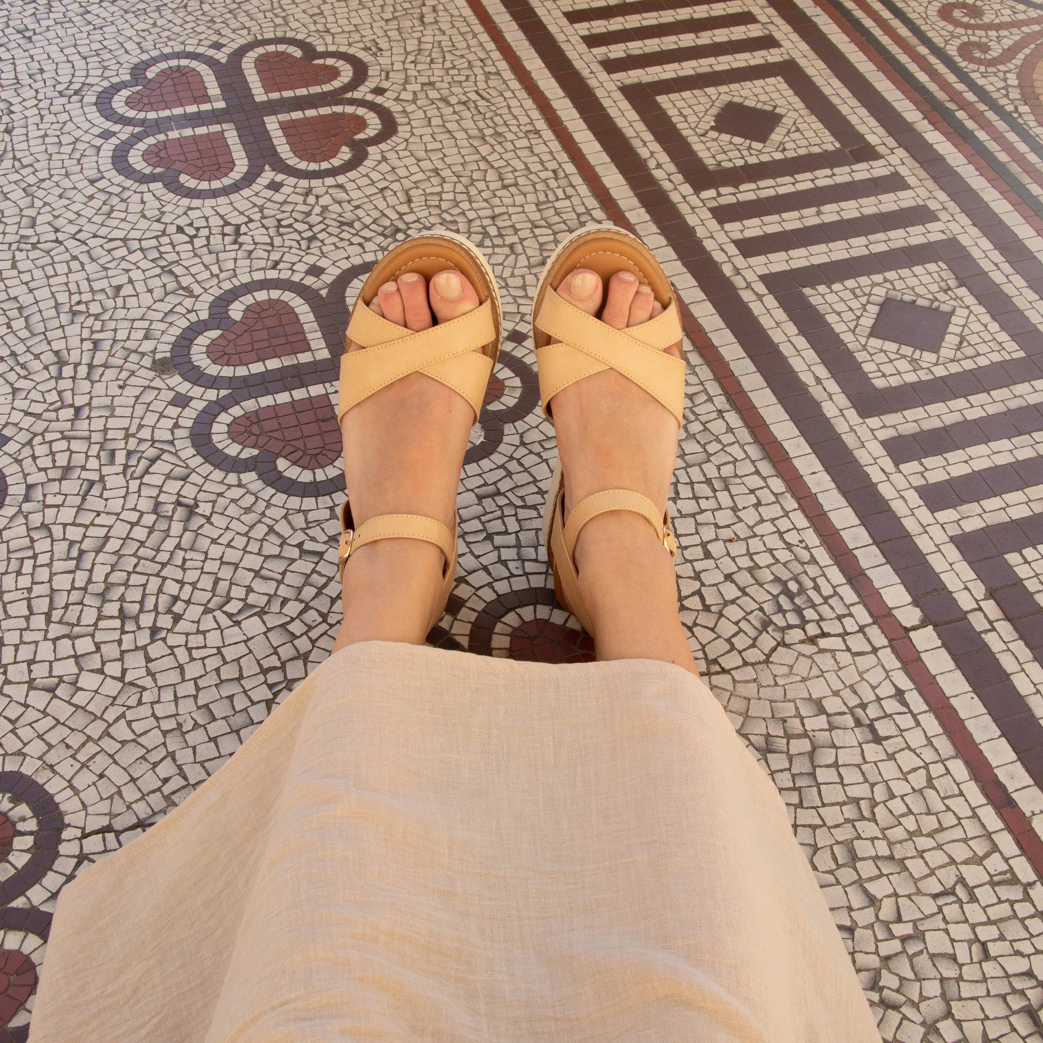 TWITTER WEDGE SANDAL